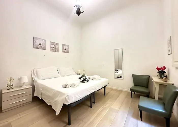 Comfortable House In Centro Storico Apartman